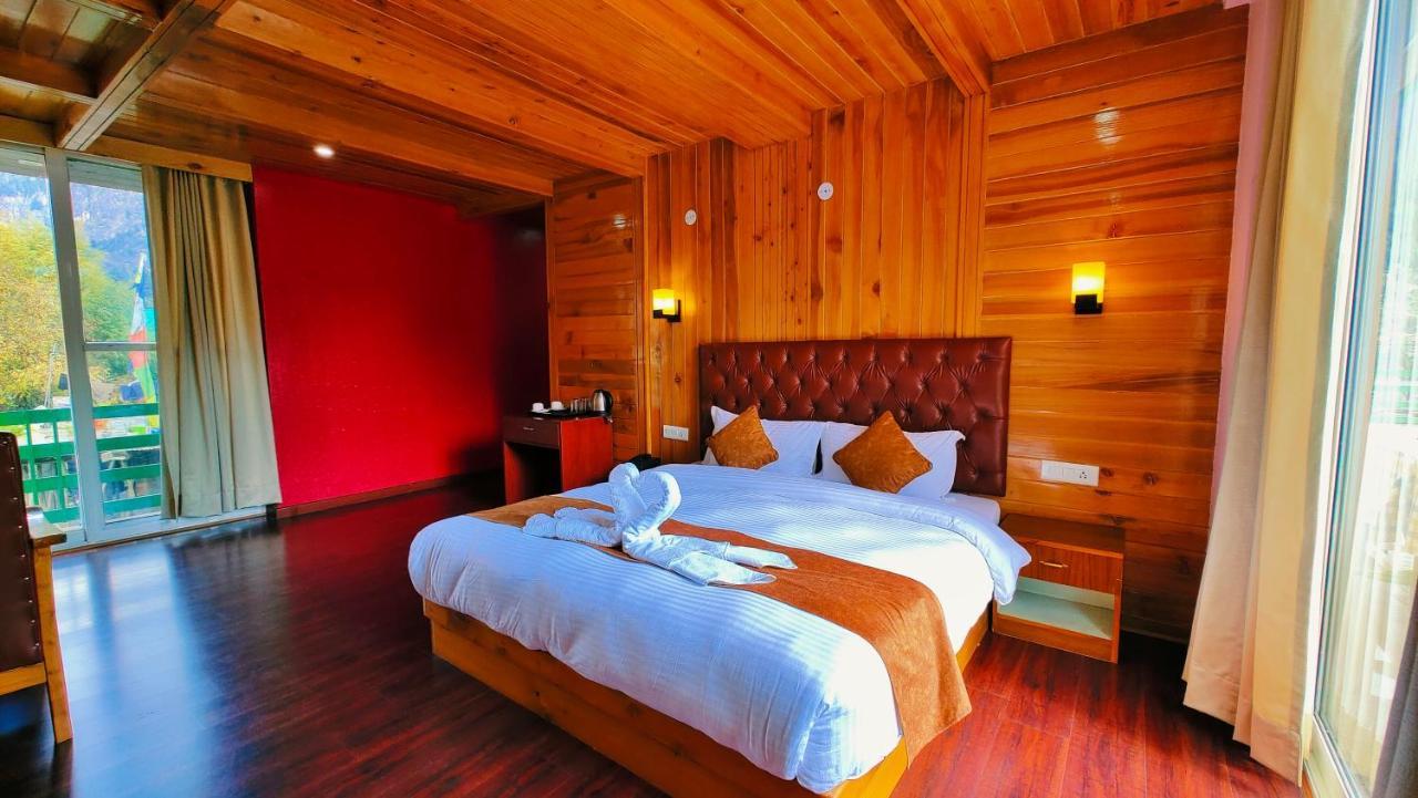 Hotel New Vistas Manāli Εξωτερικό φωτογραφία